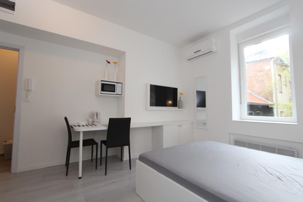 Apartments Simple Teslina Zagreb Eksteriør billede
